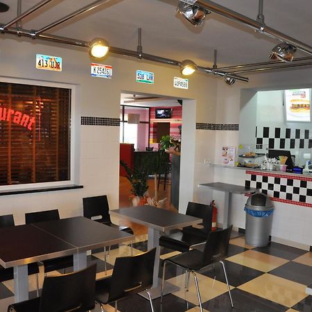 Hotel Orlik Płońsk 외부 사진