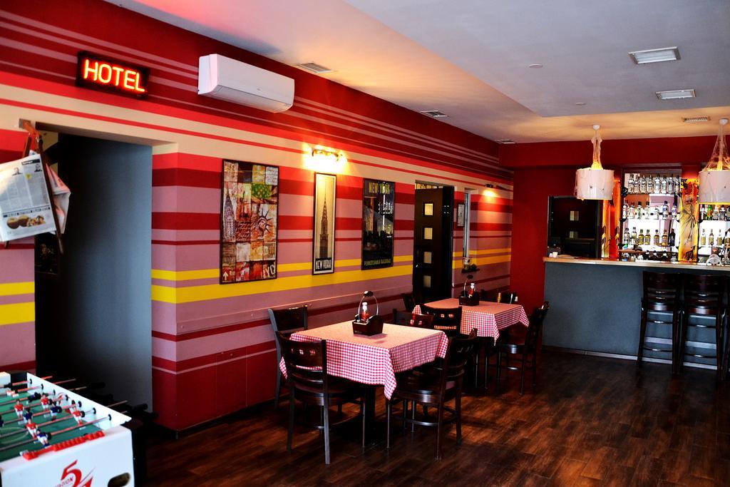 Hotel Orlik Płońsk 외부 사진