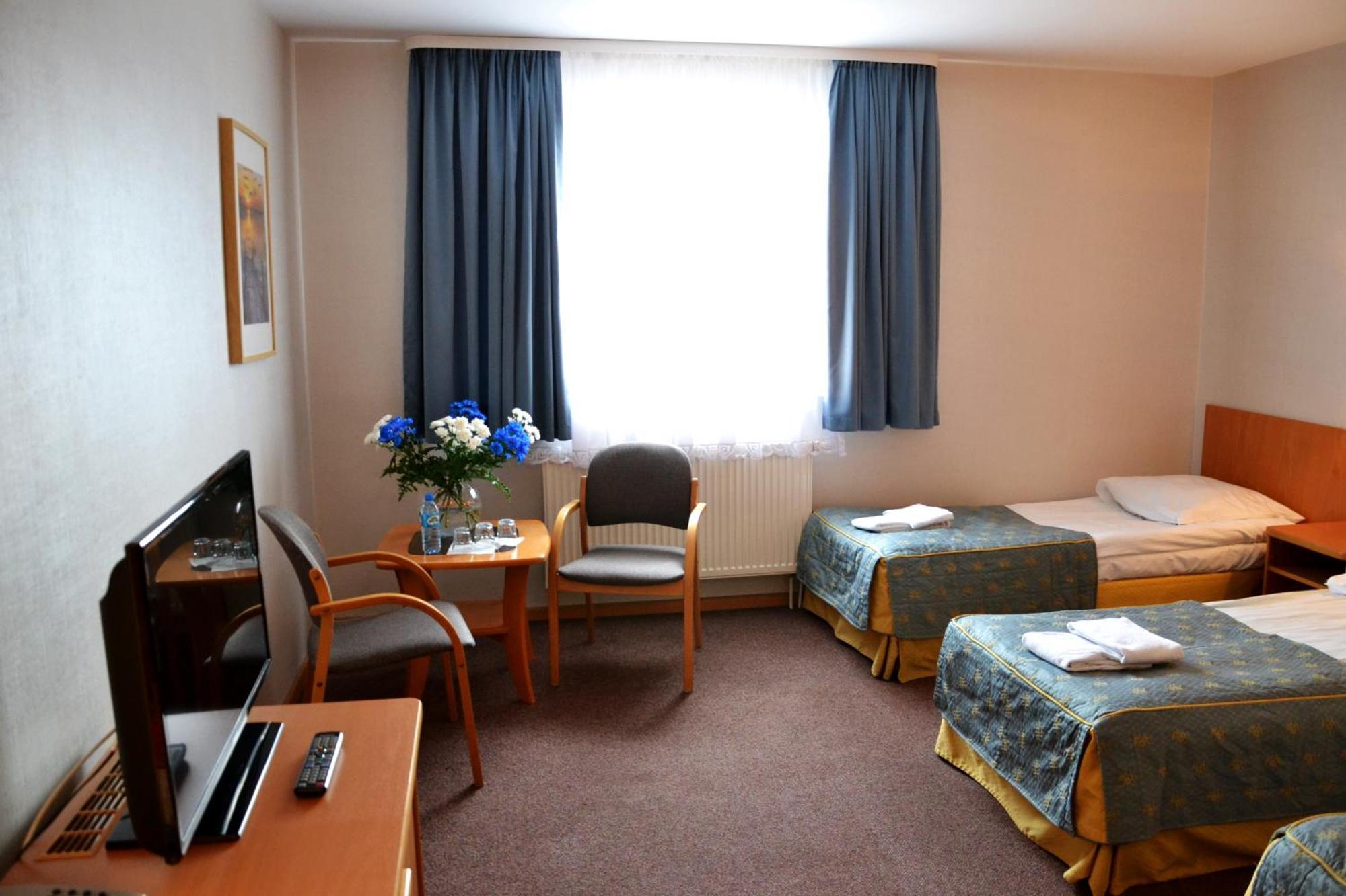 Hotel Orlik Płońsk 객실 사진
